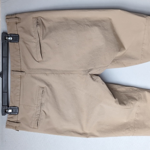 Lululemon Commission Pant 32" - Picture 5 of 14